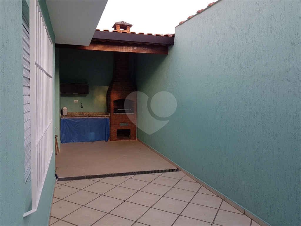 Casa a Venda em SBC-250 m2-3 dormitórios