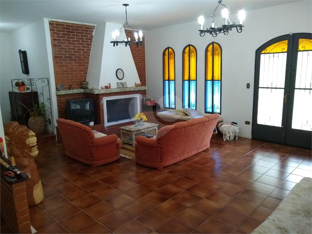 Sítio à venda com 3 quartos, 600m² - Foto 2