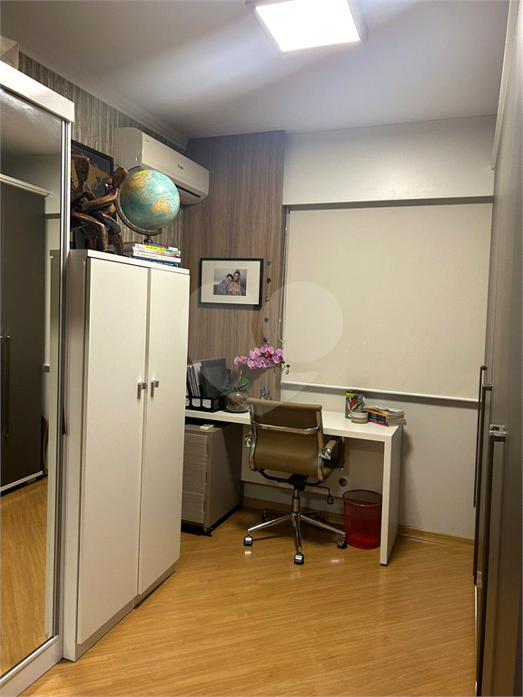 Apartamento à venda com 3 quartos, 94m² - Foto 17