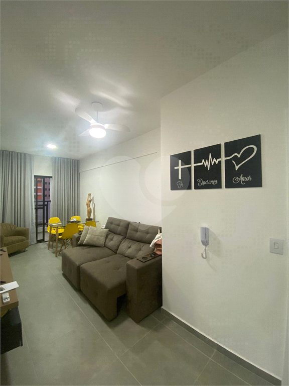 Apartamento à venda com 2 quartos, 57m² - Foto 14