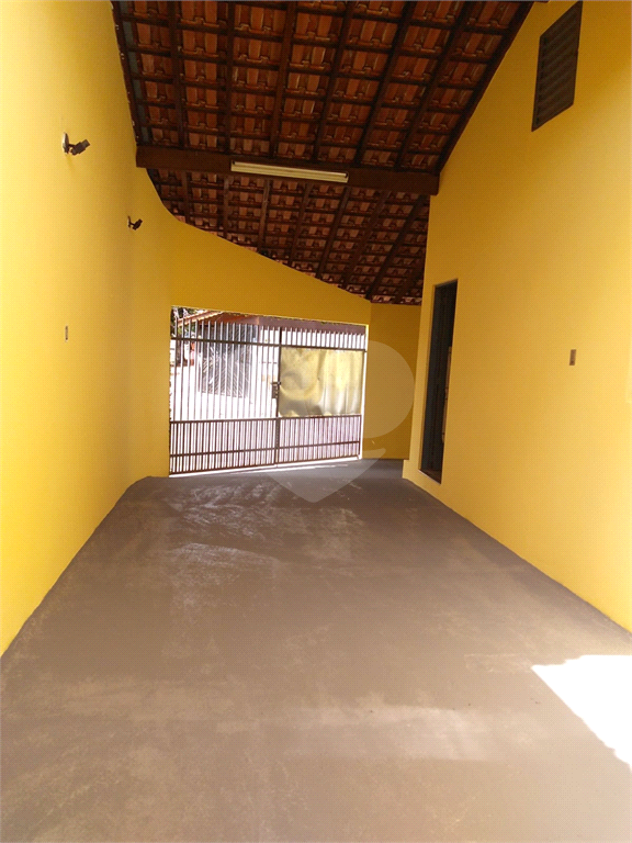 Casa à venda com 3 quartos, 105m² - Foto 16