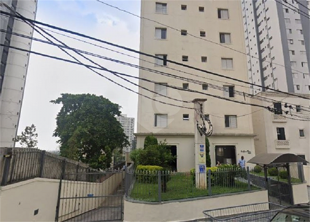  Apartamento à Venda com 69m² - Santana 