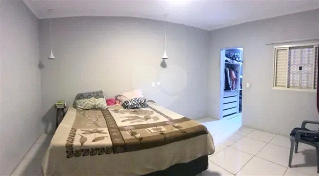 Casa à venda com 2 quartos, 130m² - Foto 3