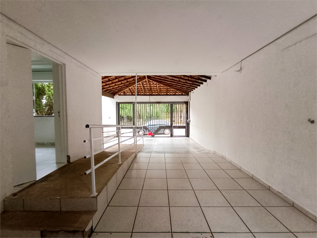 Casa à venda com 3 quartos, 239m² - Foto 33