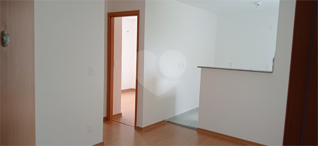 Apartamento à venda com 2 quartos, 43m² - Foto 2