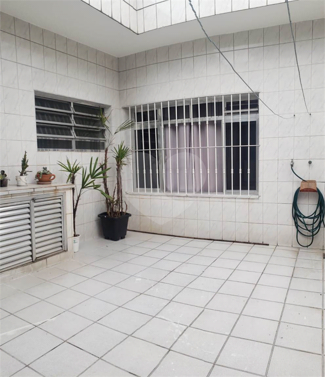 Comercial em Avenida com renda