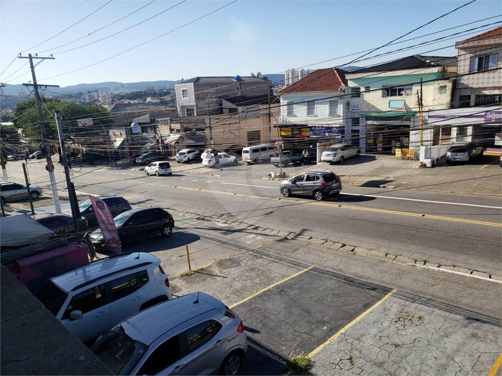 Comercial em Avenida com renda