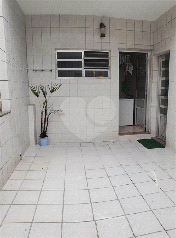 Comercial em Avenida com renda