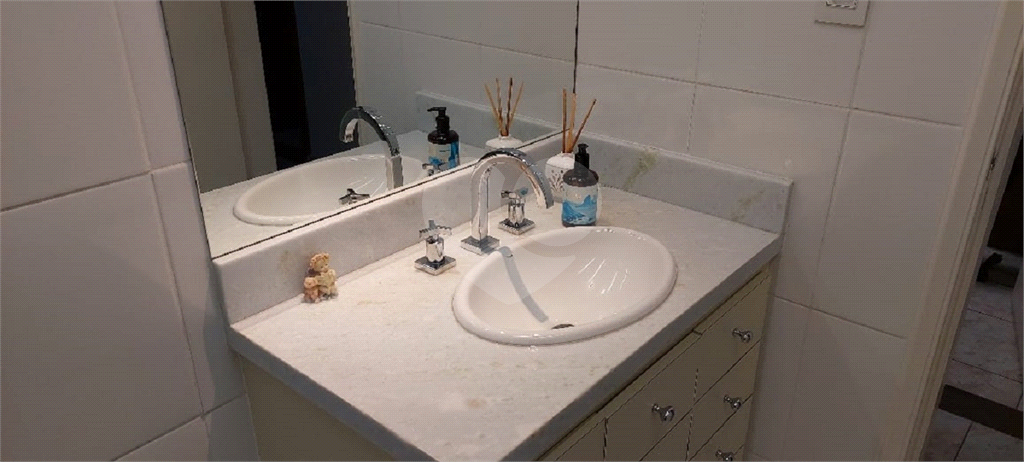 Lindo Apartamento  com 2 quartos e 2 vagas 