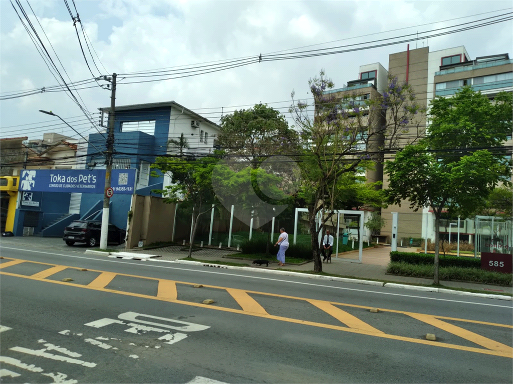 IMÓVEL COMERCIAL CERRO CORÁ AO LADO DE EMPRESAS E ACADEMIA ESTUDA PERMUTA