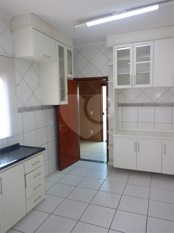 Sobrado à venda com 4 quartos, 329m² - Foto 25