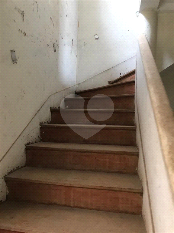 Casa para alugar com 14 quartos, 350m² - Foto 13