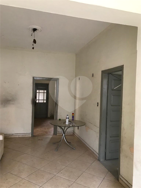 Casa para alugar com 14 quartos, 350m² - Foto 1