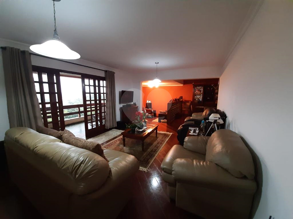 Apartamento à venda com 3 quartos, 170m² - Foto 7