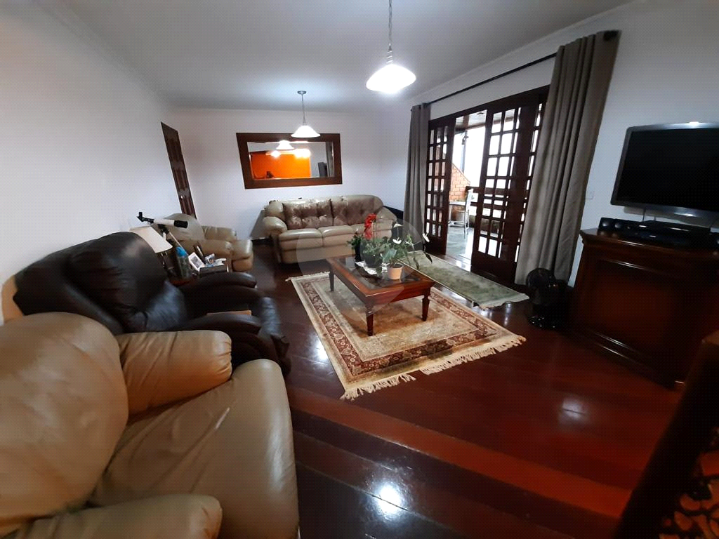 Apartamento à venda com 3 quartos, 170m² - Foto 8