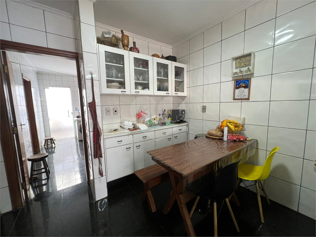 Casa à venda com 4 quartos, 350m² - Foto 19