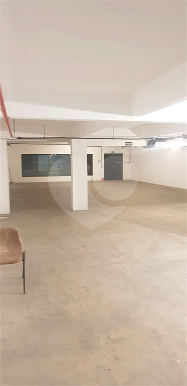 PRÉDIO  COMERCIAL DE 3 ANDARES EM PINHEIROS 