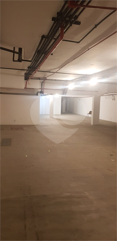 PRÉDIO  COMERCIAL DE 3 ANDARES EM PINHEIROS 