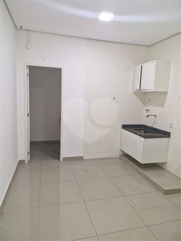 PRÉDIO  COMERCIAL DE 3 ANDARES EM PINHEIROS PRÓXIMO A FARIA LIMA  - SUPER REFORMADO