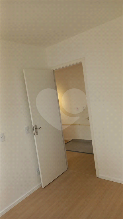 Apartamento à venda e aluguel com 2 quartos, 37m² - Foto 12