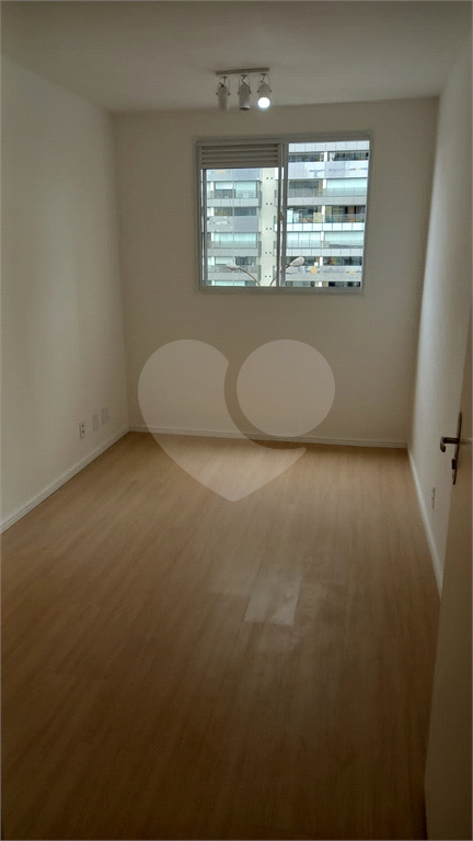 Apartamento à venda e aluguel com 2 quartos, 37m² - Foto 9