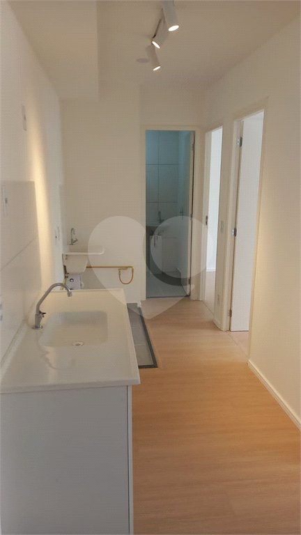 Apartamento à venda e aluguel com 2 quartos, 37m² - Foto 8