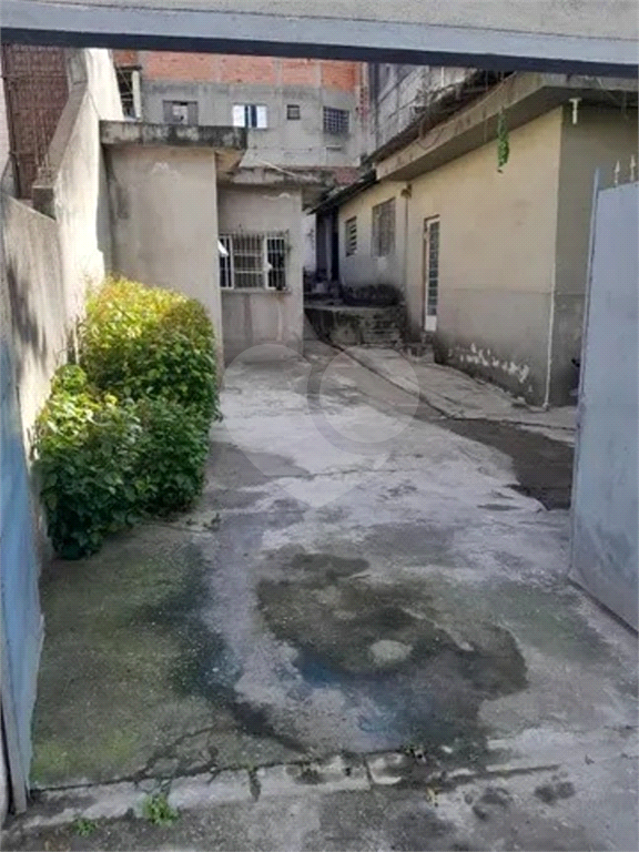Terreno à venda na Penha - Zoneamento ZEU