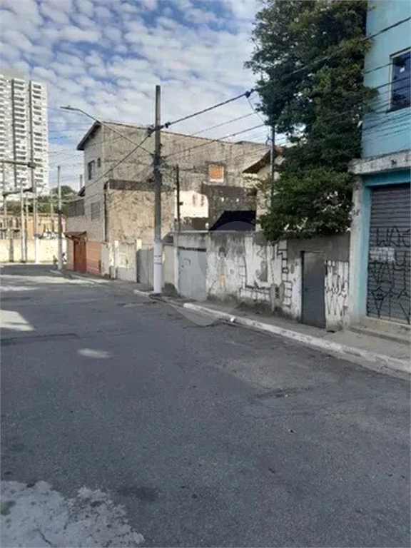 Terreno à venda na Penha - Zoneamento ZEU