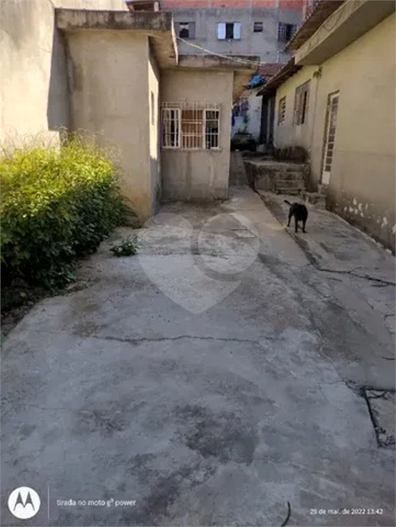 Terreno à venda na Penha - Zoneamento ZEU