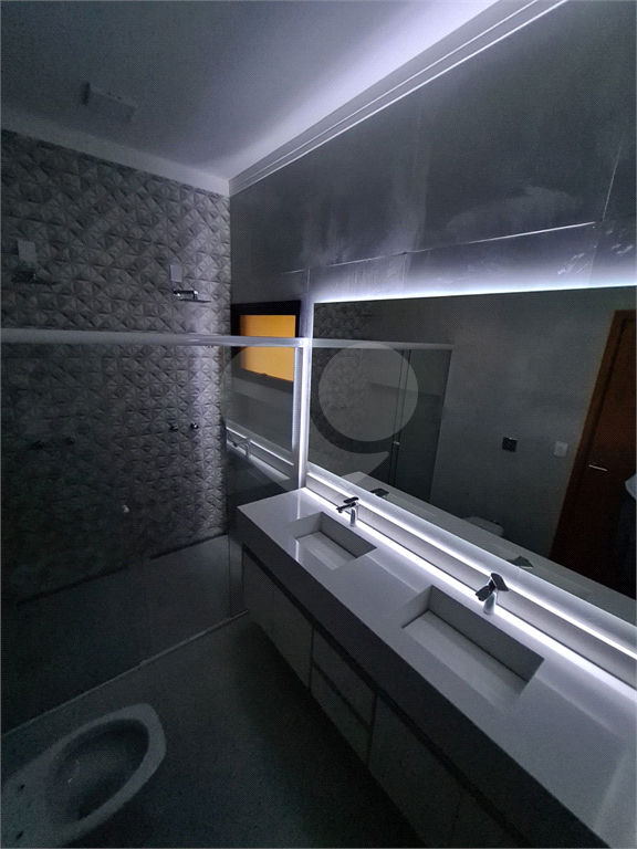 Casa para alugar com 3 quartos, 180m² - Foto 21
