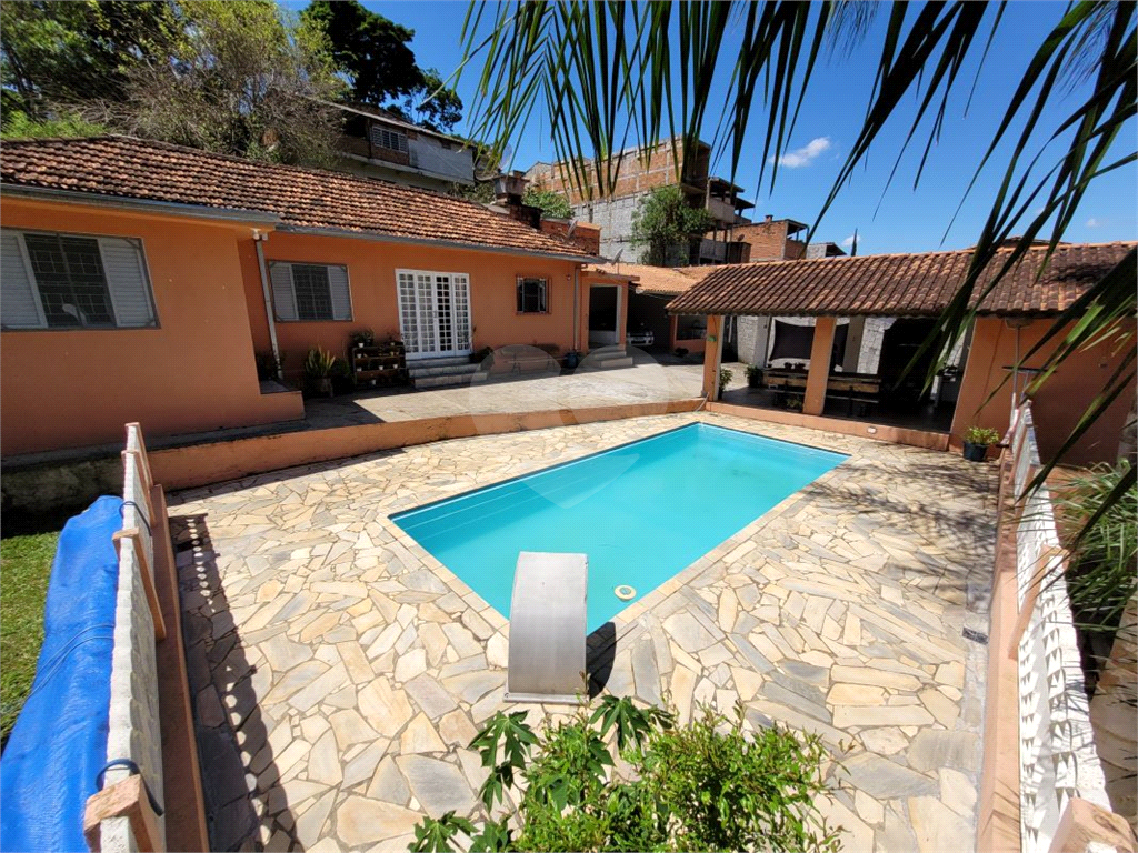 Chácara, 3 quartos, 891 m² - Foto 2