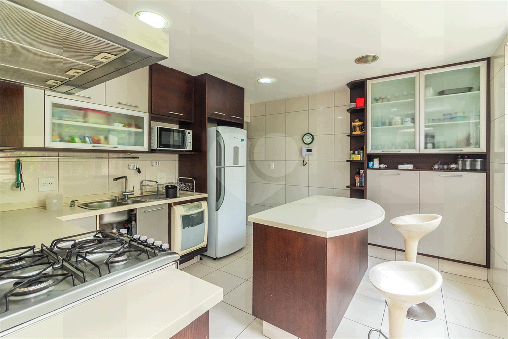 CASA em VILA MADALENA