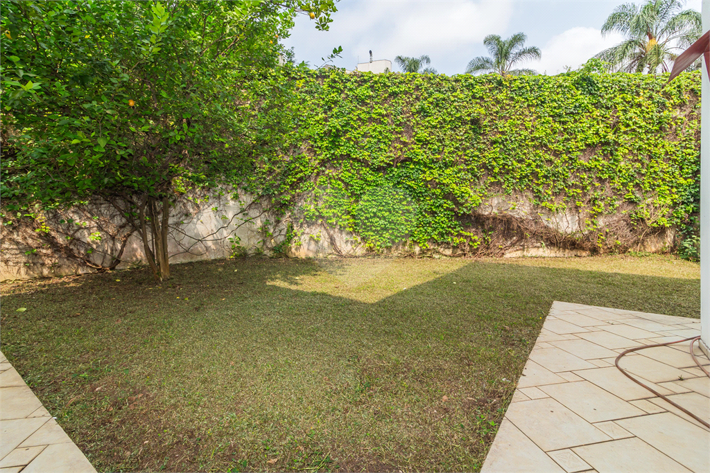 CASA em VILA MADALENA