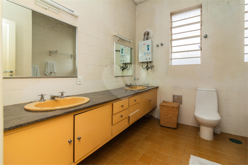 CASA em VILA MADALENA