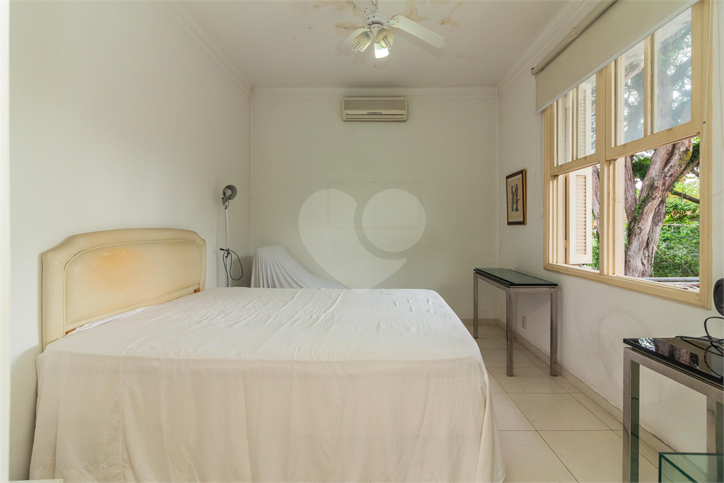 CASA em VILA MADALENA