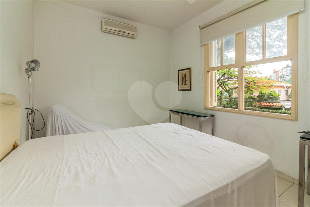 CASA em VILA MADALENA