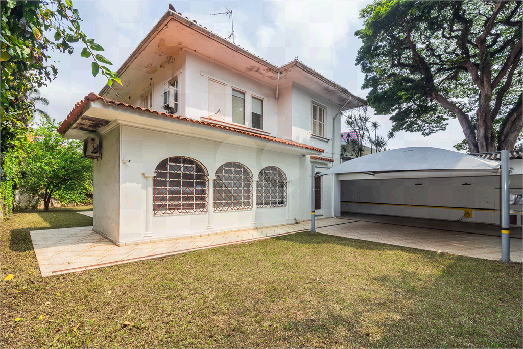 CASA em VILA MADALENA