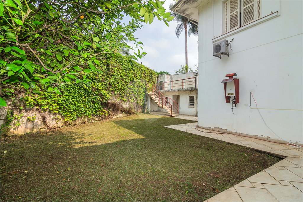 CASA em VILA MADALENA