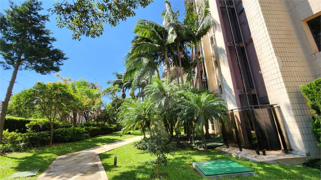 APTO 4 DORM (SUÍTES) E 5 GARAGENS NA SAÚDE