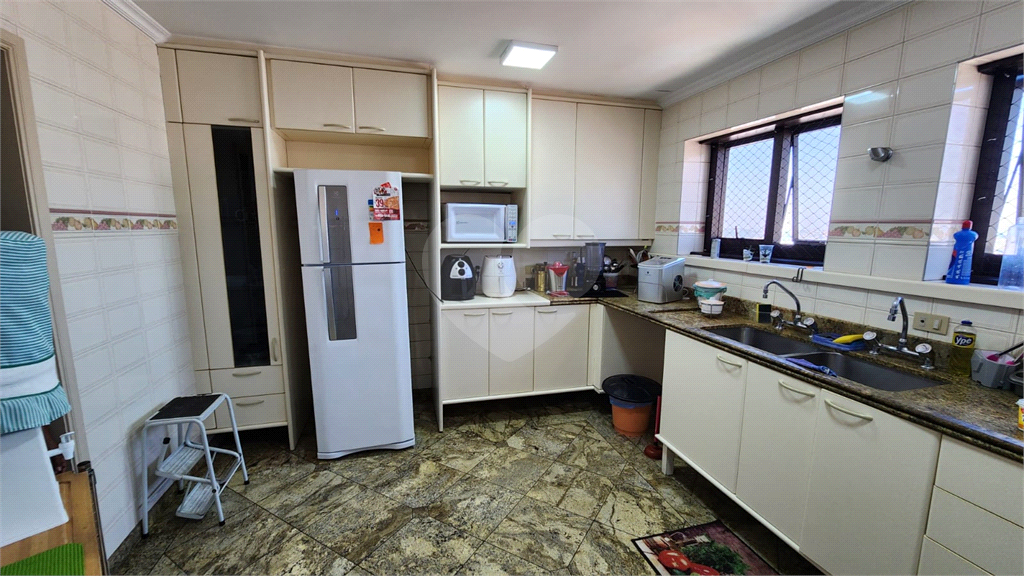 APTO 4 DORM (SUÍTES) E 5 GARAGENS NA SAÚDE