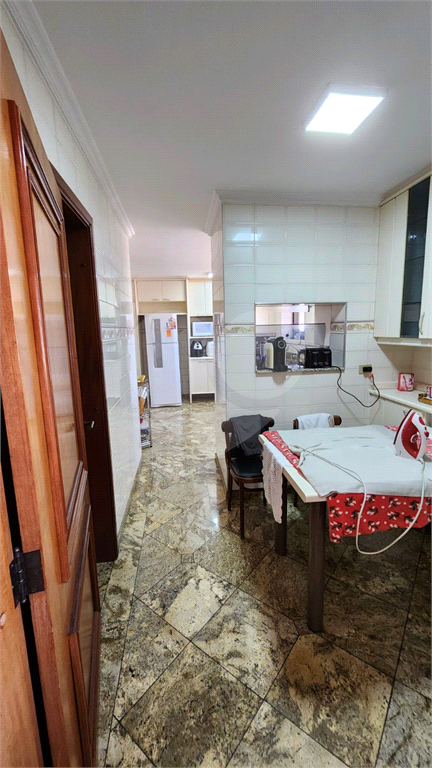 APTO 4 DORM (SUÍTES) E 5 GARAGENS NA SAÚDE