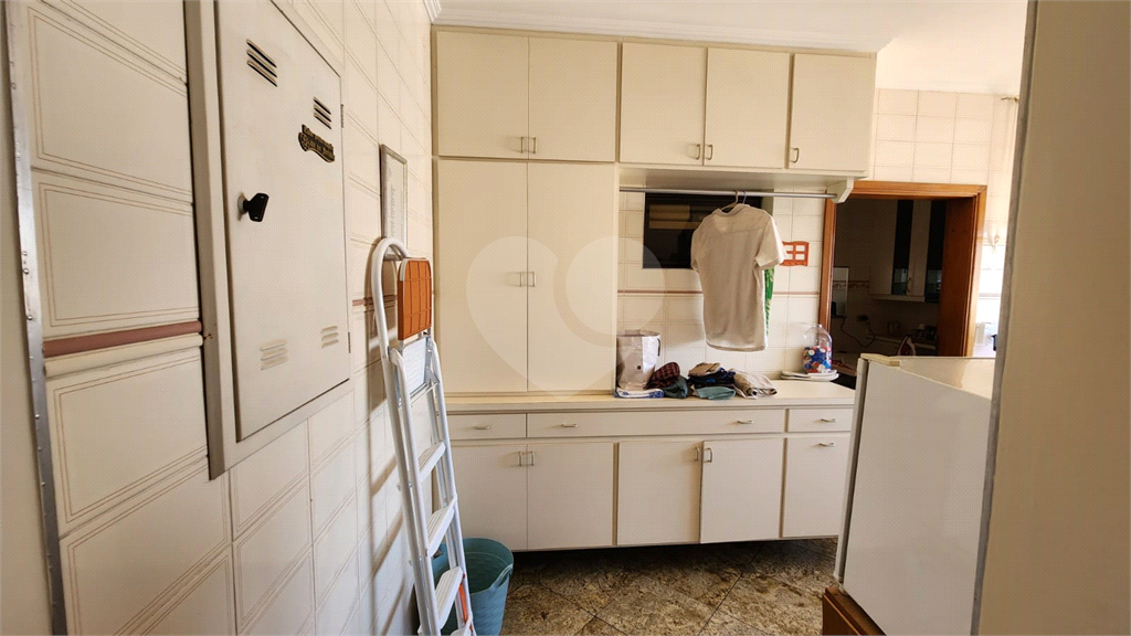 APTO 4 DORM (SUÍTES) E 5 GARAGENS NA SAÚDE