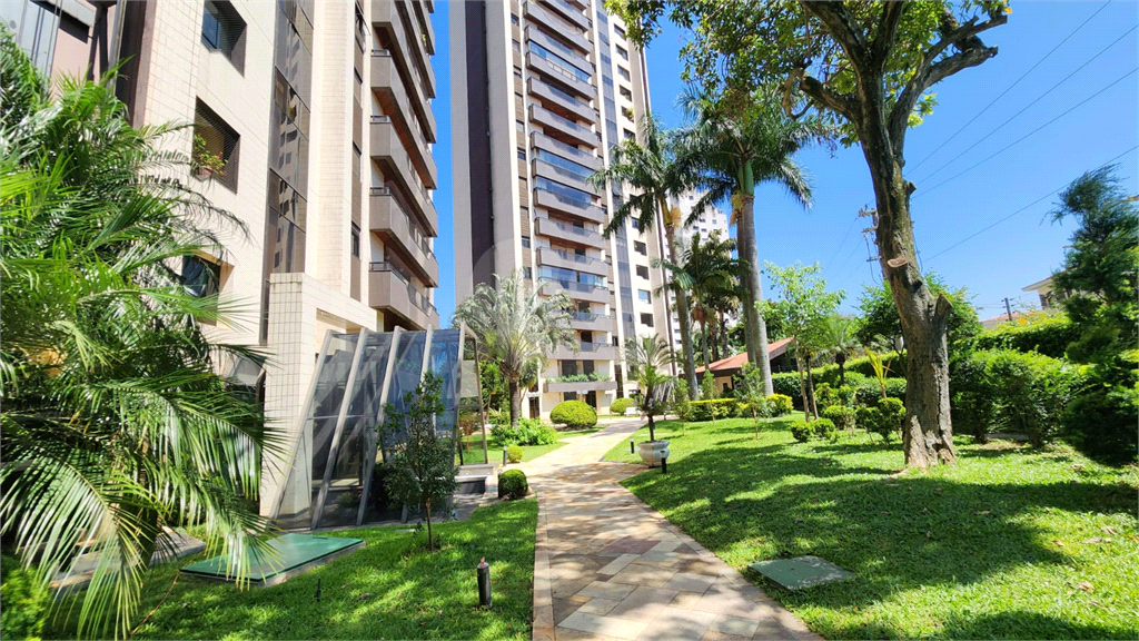 APTO 4 DORM (SUÍTES) E 5 GARAGENS NA SAÚDE