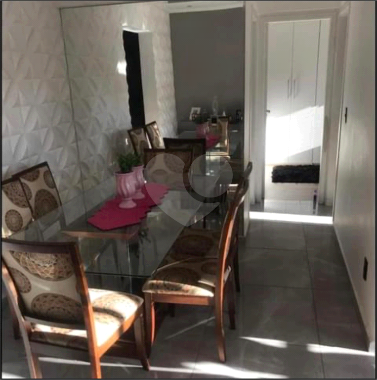 Apartamento à venda com 2 quartos, 69m² - Foto 4