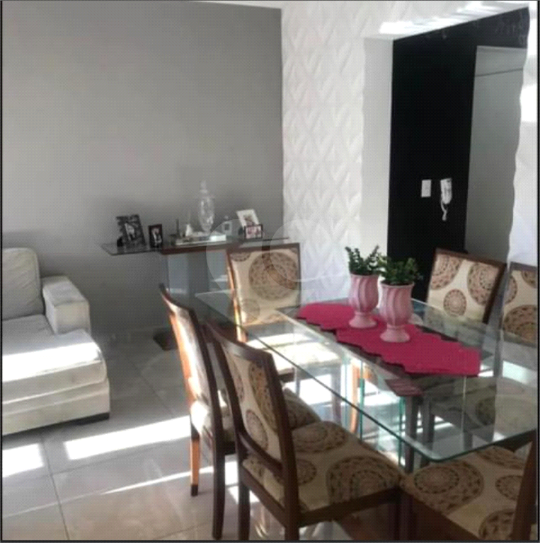 Apartamento à venda com 2 quartos, 69m² - Foto 1