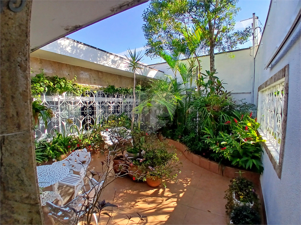 Casa térrea com piscina no bairro Palmas do Tremembé!