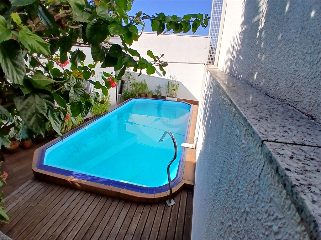 Casa térrea com piscina no bairro Palmas do Tremembé!