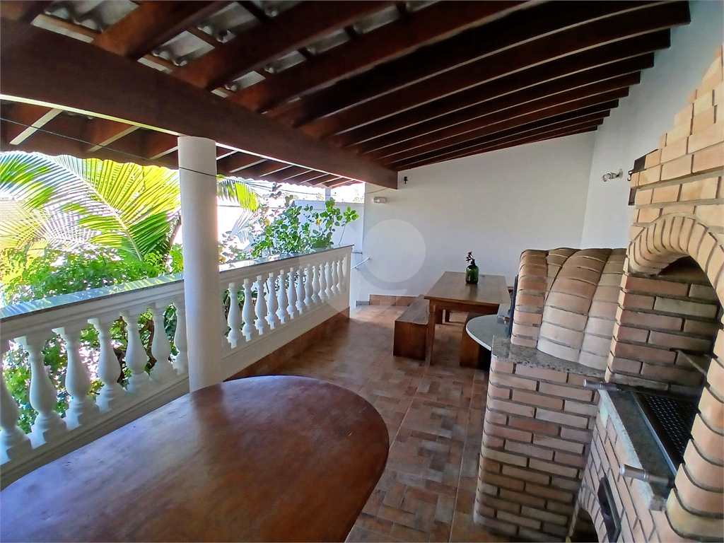 Casa térrea com piscina no bairro Palmas do Tremembé!