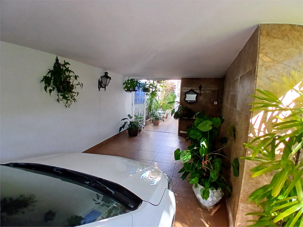 Casa térrea com piscina no bairro Palmas do Tremembé!