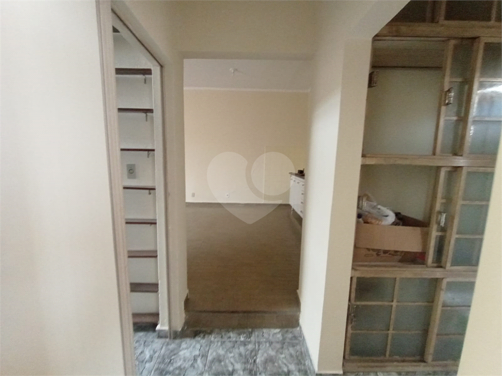 Casa à venda com 3 quartos, 180m² - Foto 4